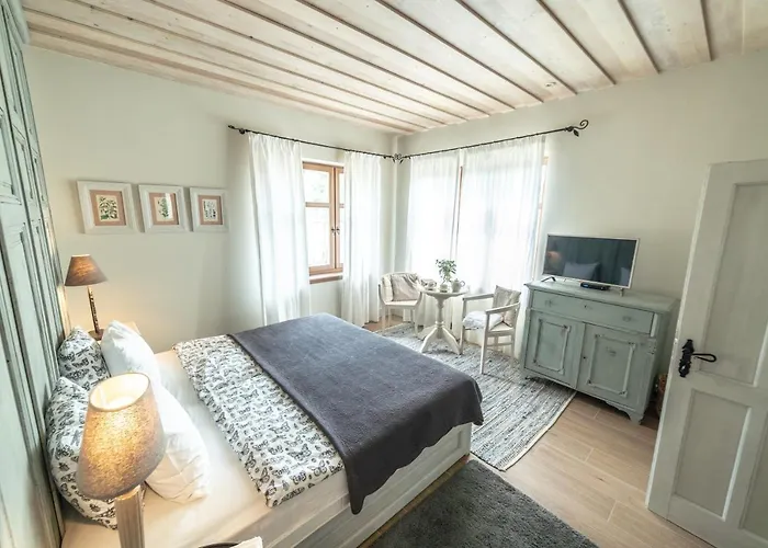 Herba-haz فندق مبيت وإفطار 3*